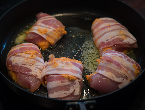 kyckling inlindat i bacon