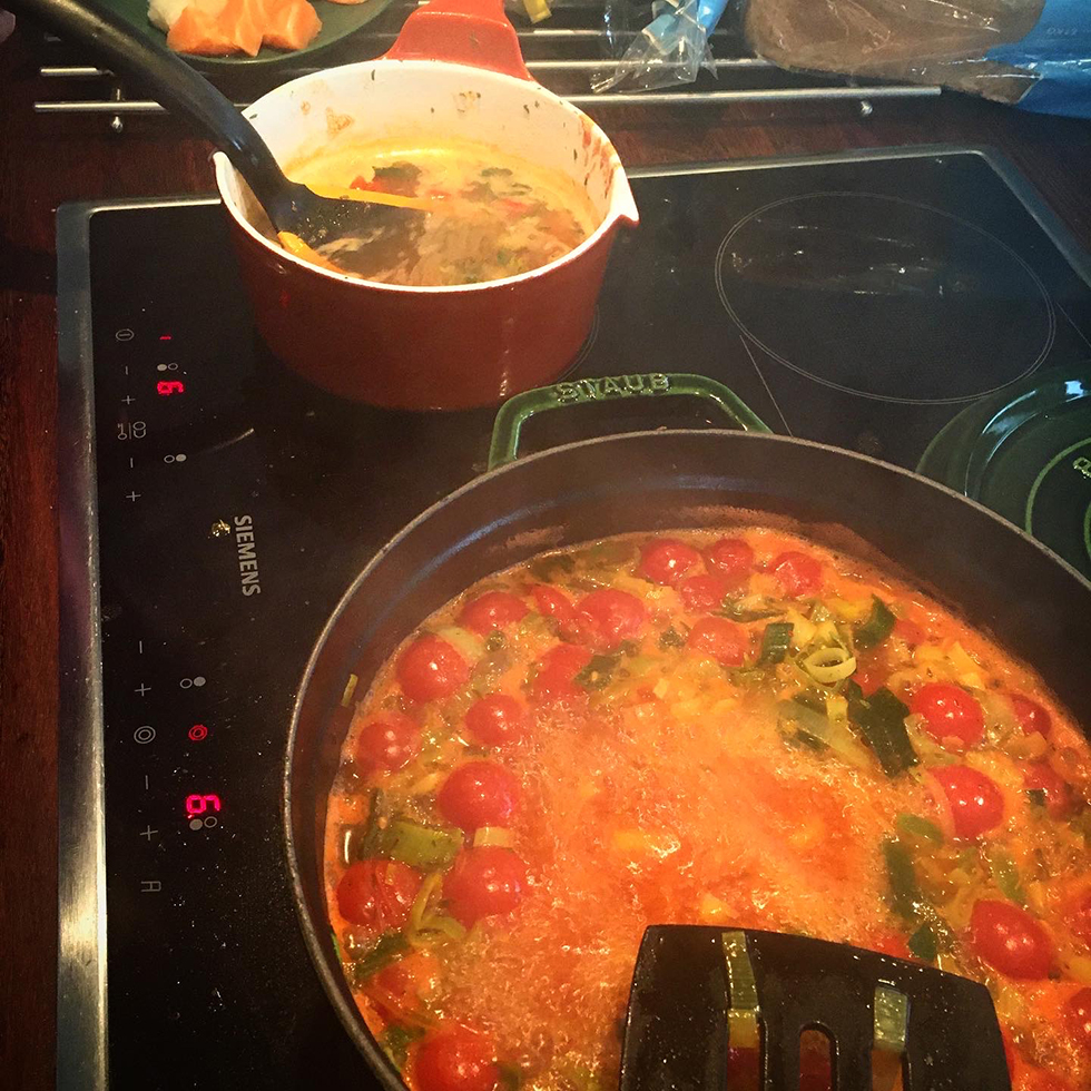 Italiensk fisksoppa med tomat och saffran